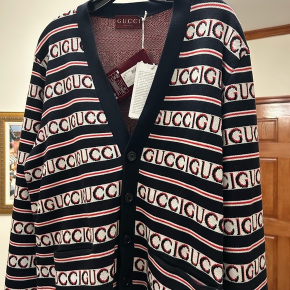 Gucci Other - Men's Gucci logo, cotton jacquard cardigan in ink, red and white size XL